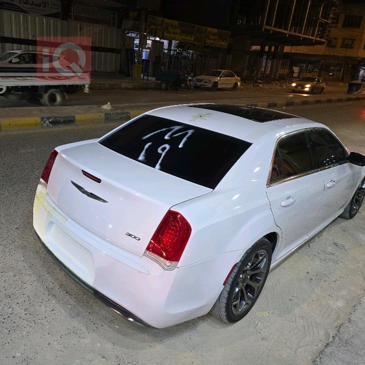 Chrysler 300